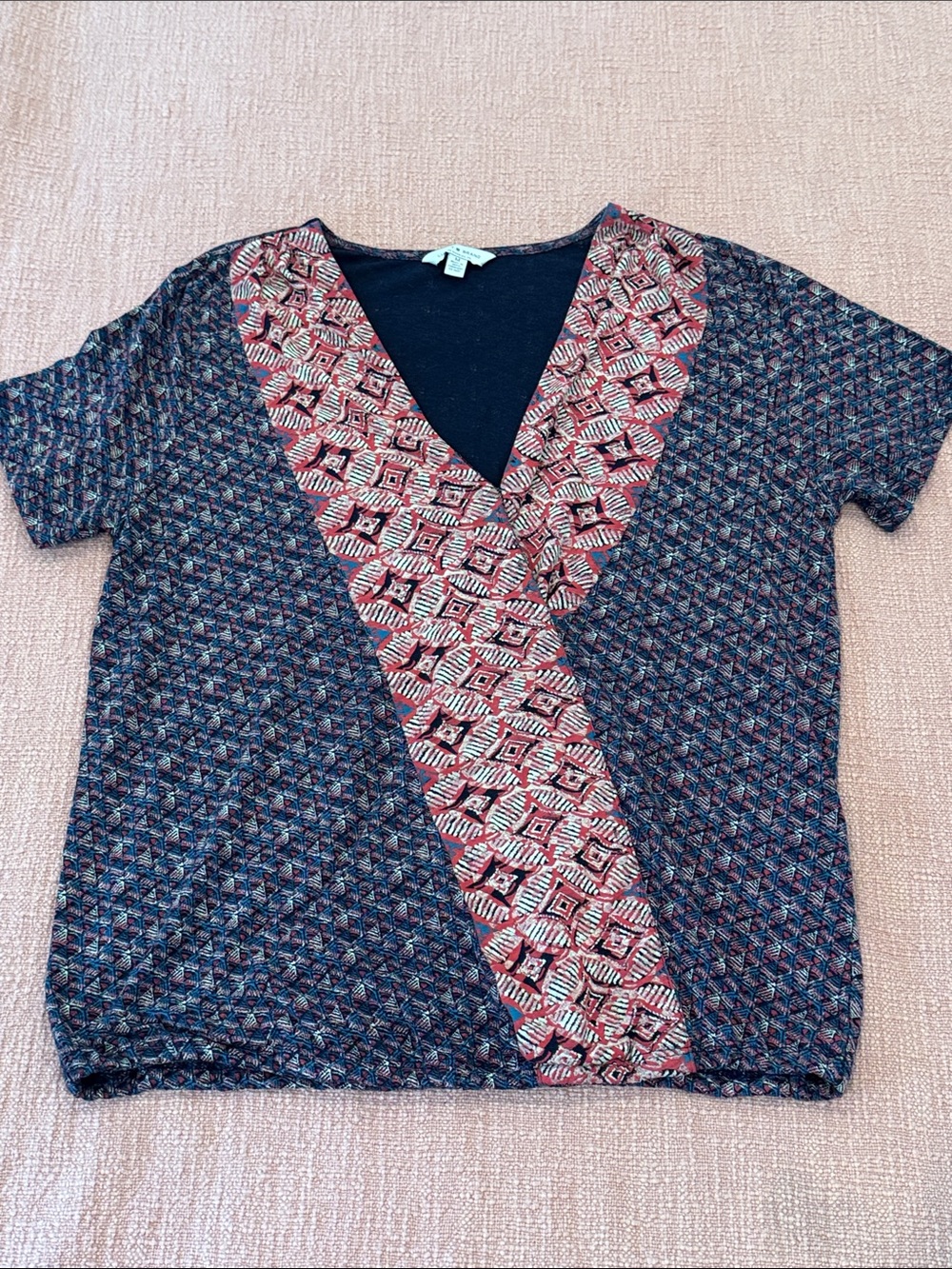 Lucky Brand med wm’s Navy Blouse with Red Geometric Front Panel
